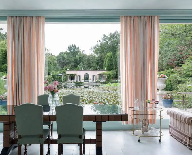 Nest Italy: Mirror Villa with Private Lake