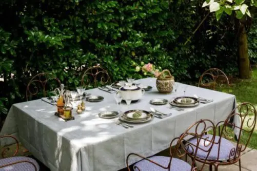 Nest Italy - Tavolata and Stay at Villa with private lake