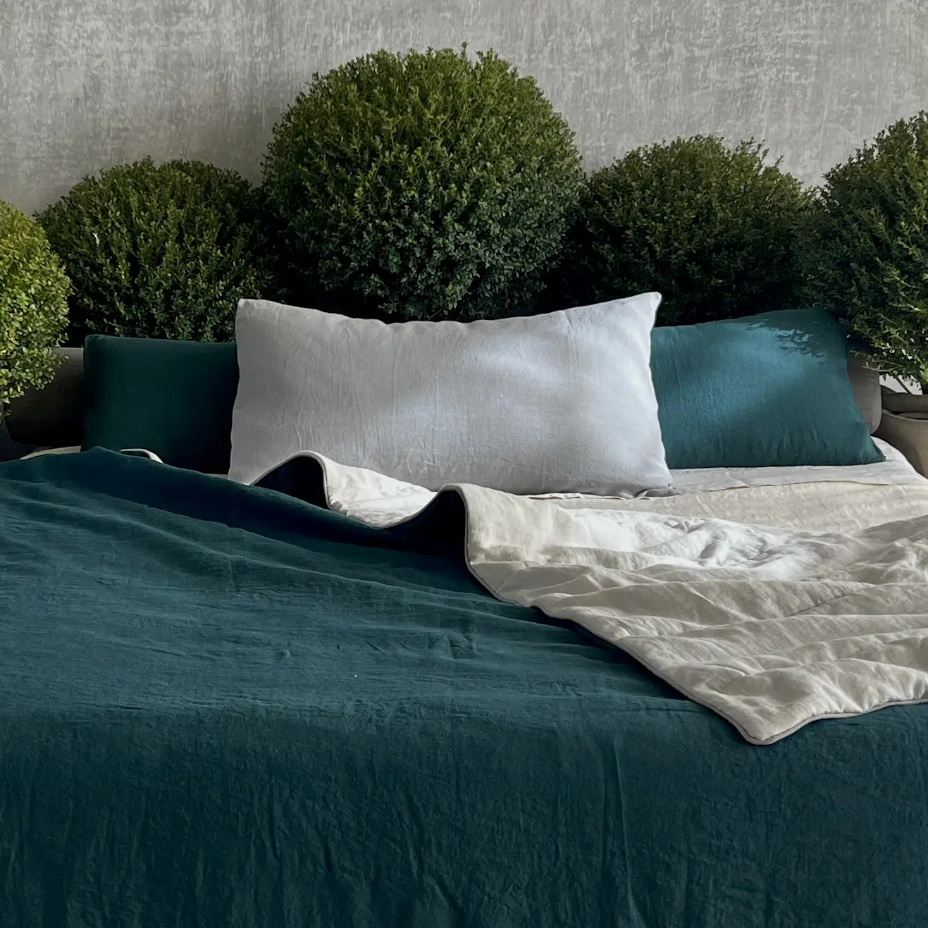 Coperta Double Face in Lino con Piping, Once Milano