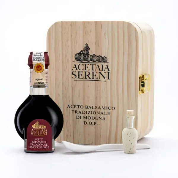 Aceto Balsamico Tradizionale di Modena D.O.P. "Affinato", Acetaia Sereni