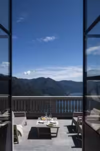 Nest Italy: Retreat overlooking Lake Como
