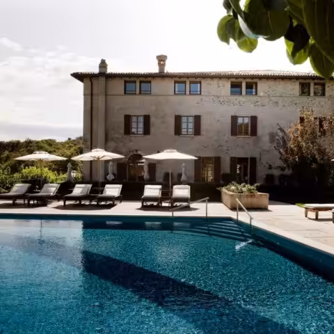 Nest Italy: Resort with View of Lake Garda