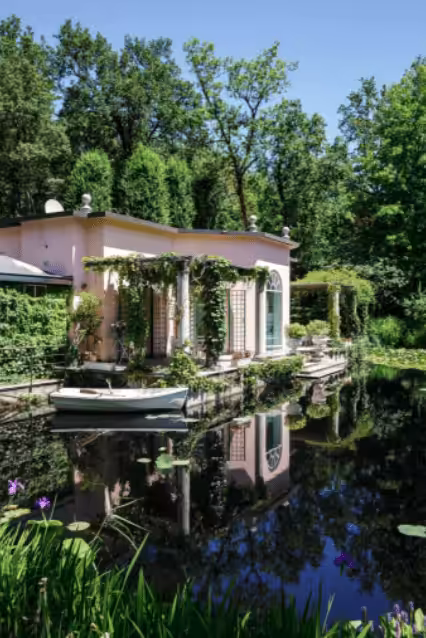 Nest Italy - Tavolata and Stay at Villa with private lake