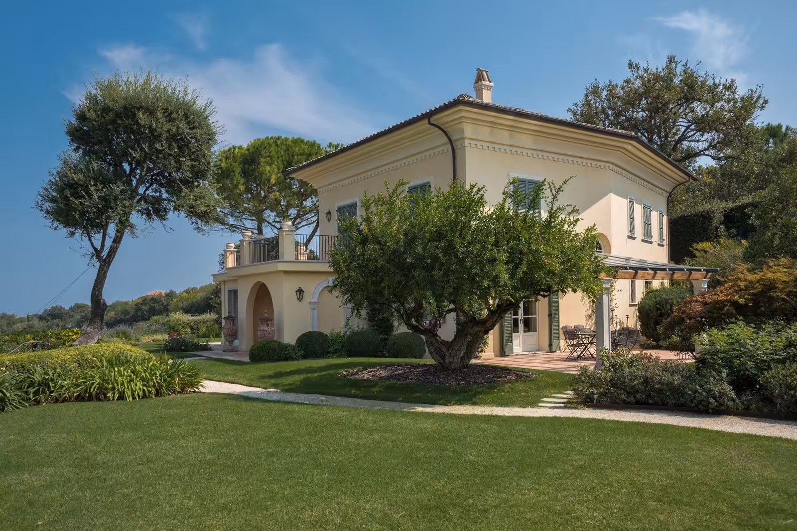 Nest Italy: Villa Oliveto