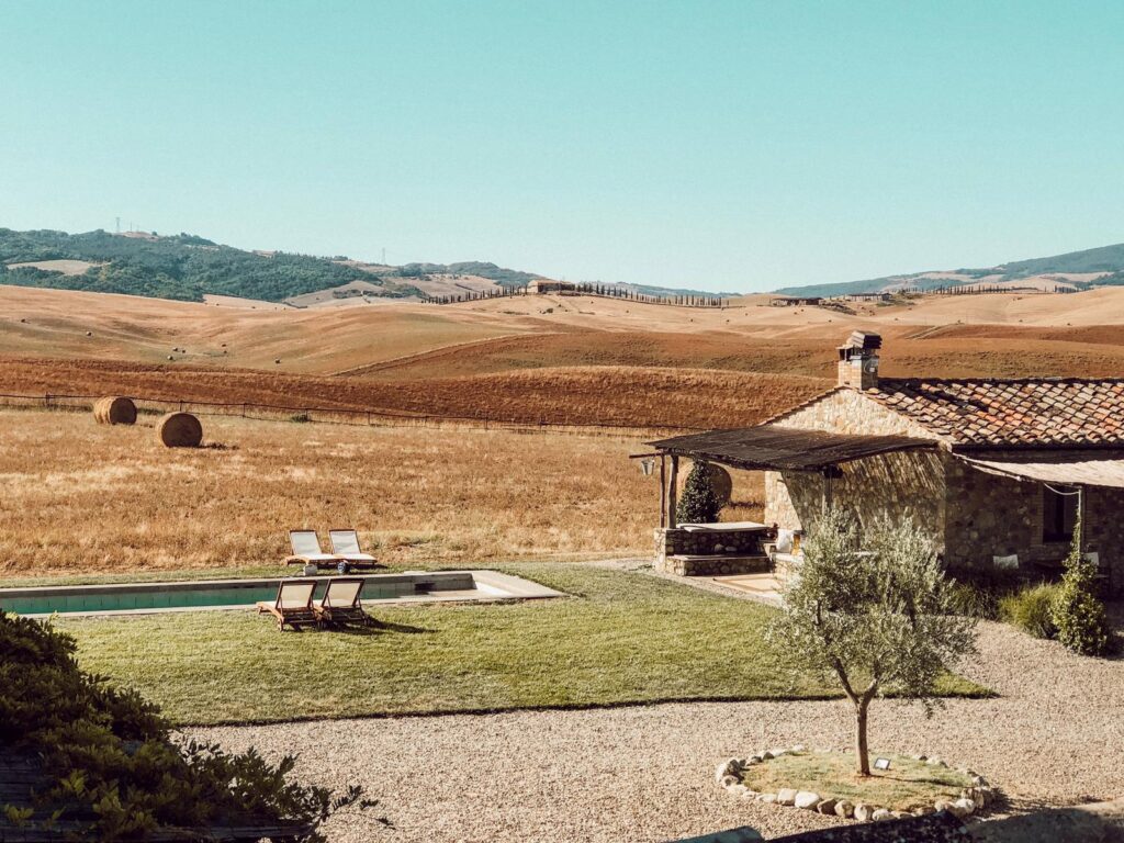 NEST: Locanda in Tuscany