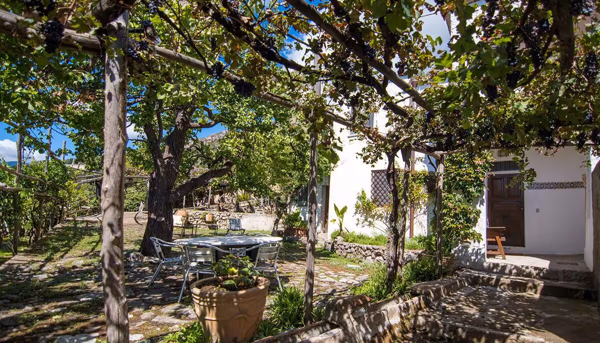 Nest Italy: Independent Cottage nestled in Amalfi Coast
