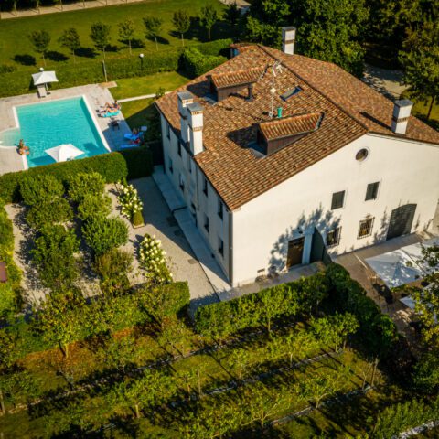 Nest Italy: Al Segnavento, Farm House, Eat & Stay